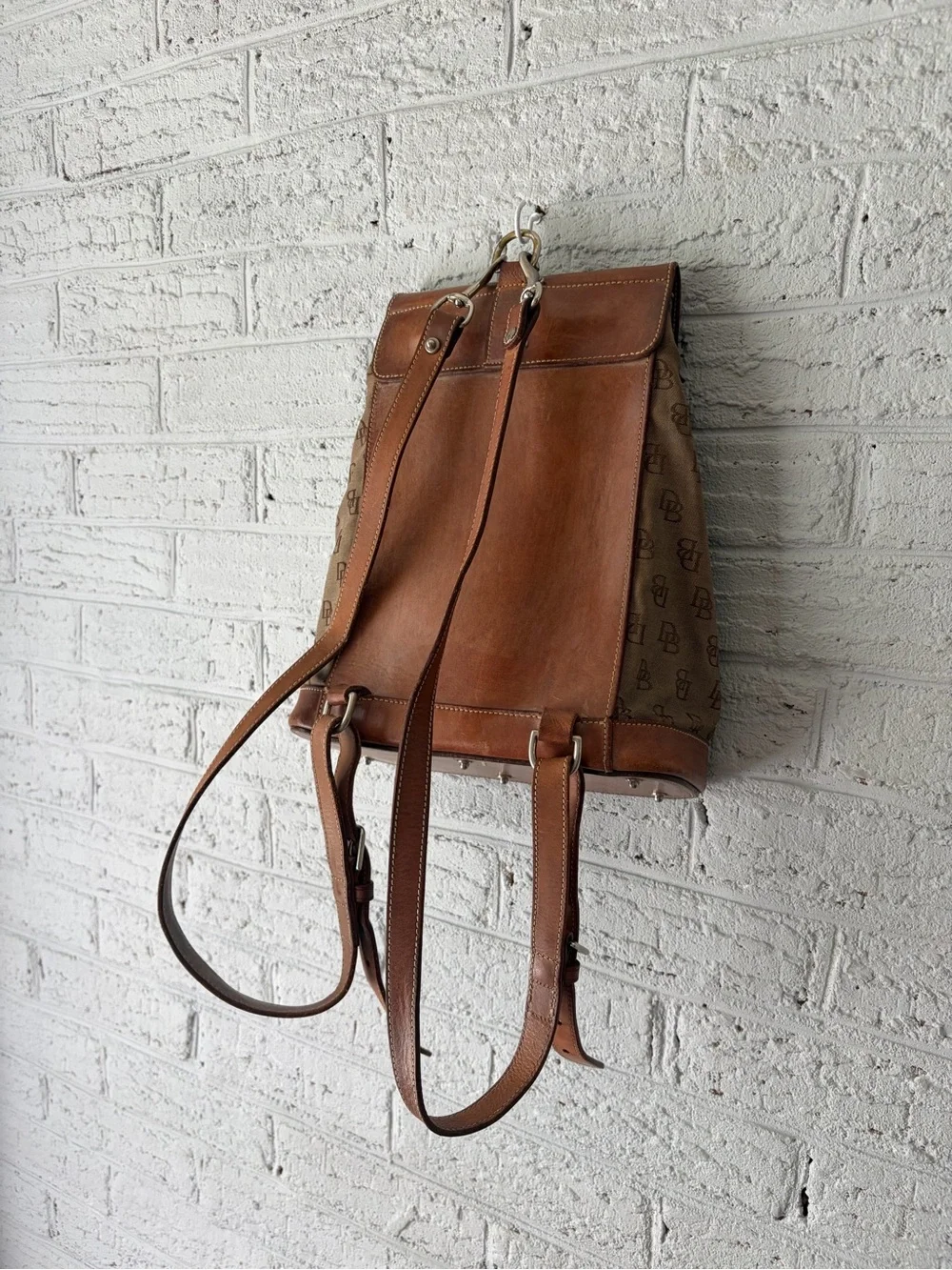 N/A vintage dooney